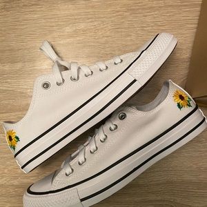 Brand new never worn white converse.